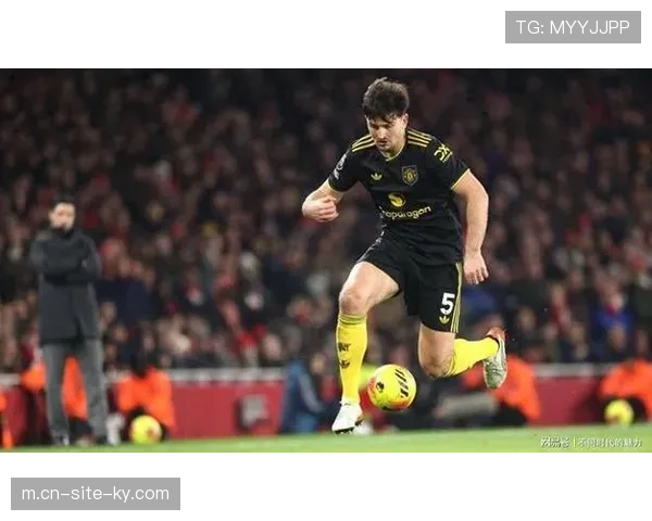 曼联马奎尔防守数据亮眼 73次触球61次传球成功